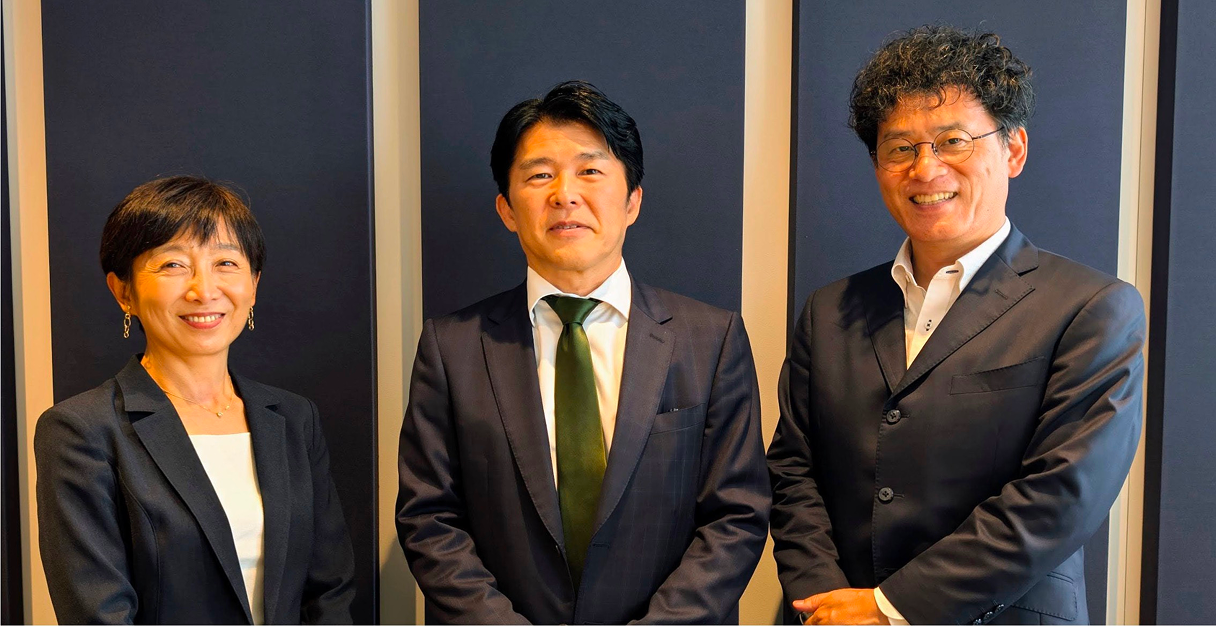 リーダーの自己開示が創り出す、VUCA 時代の『家族的』組織運営